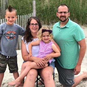 Meet your Posher, Joy